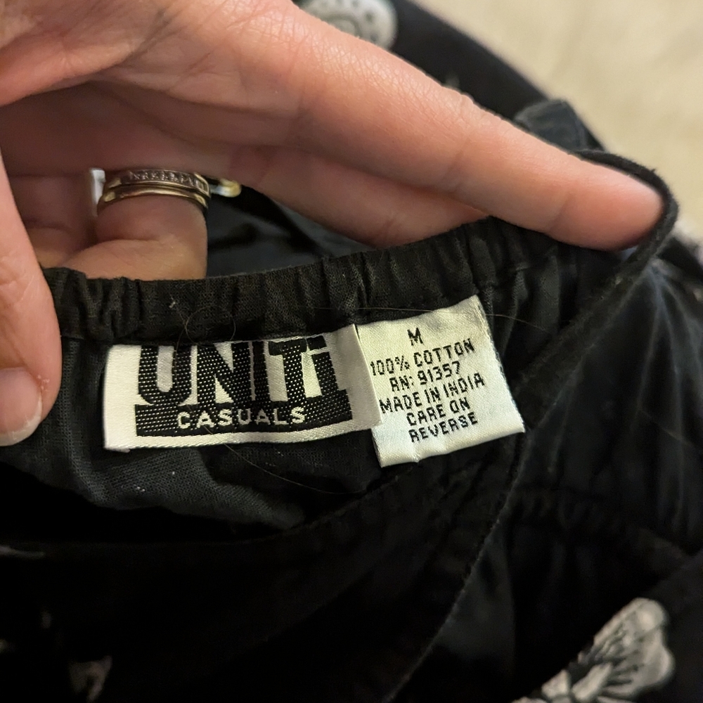 Y2k Uniti Casuals Black And White Hawaiian Print … - image 6